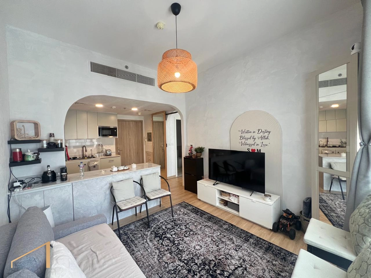 UNA Apartments