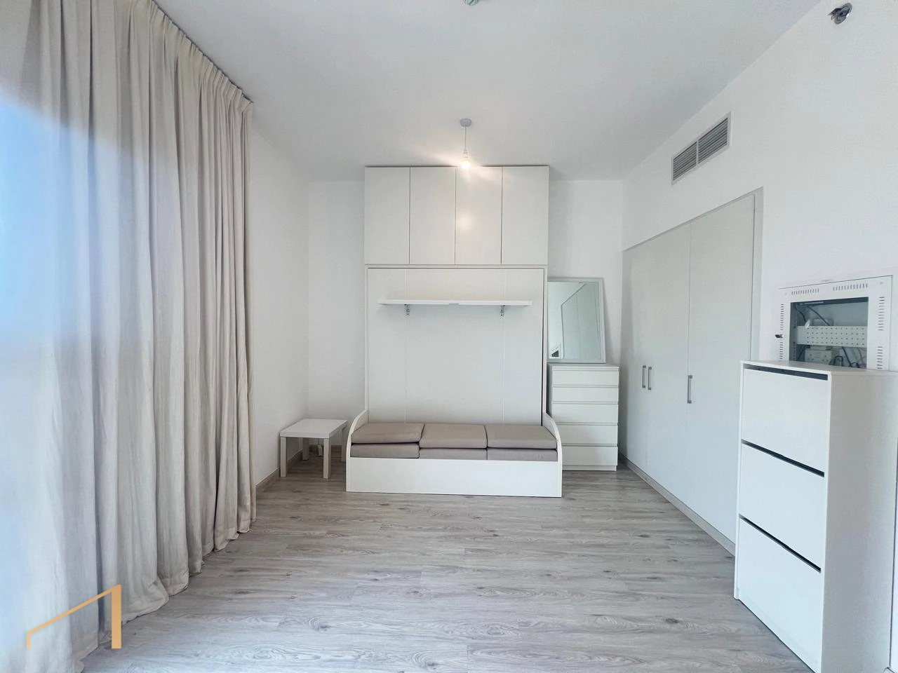 UNA Apartments